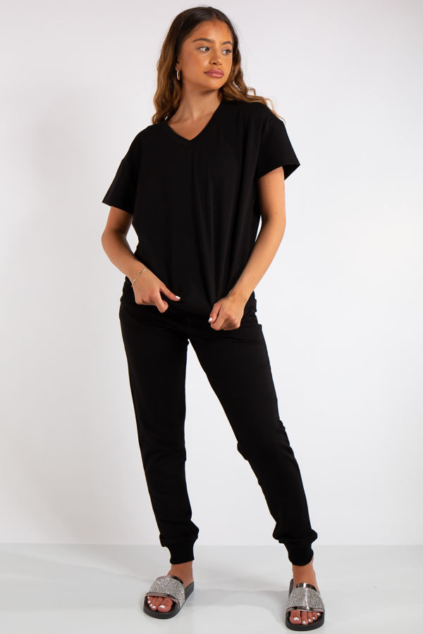 studio loungewear
